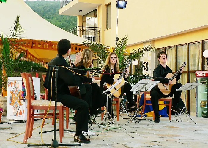 Hotell Tiva Del Mar 4*